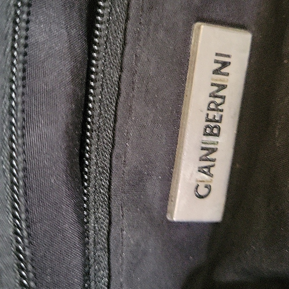 Giani Bernini Black Shoulder Bag - Picture 6 of 11